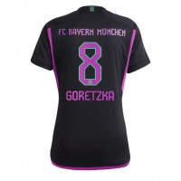 Dámy Fotbalový dres Bayern Munich Leon Goretzka #8 2023-24 Venkovní Krátký Rukáv